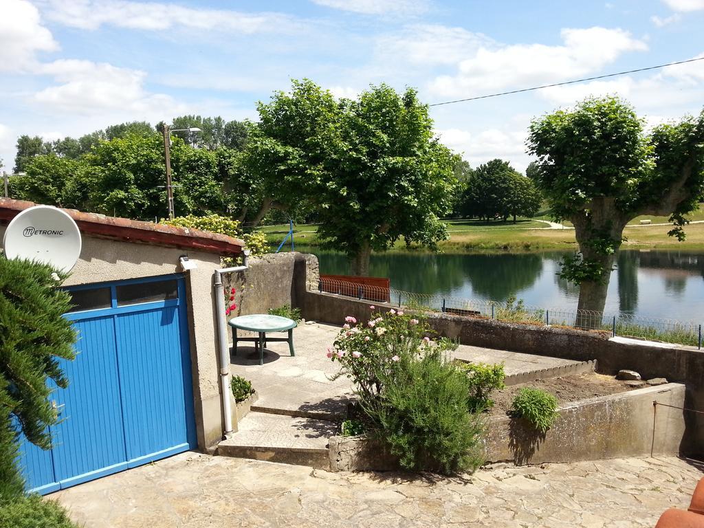 Le Gite Du Port Saint-Pierre-de-Boeuf Room photo